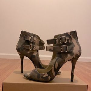 Camouflage Heels